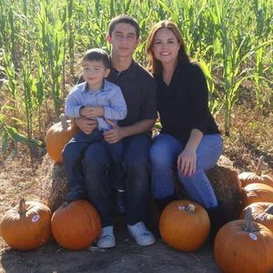 Meet your Posher, Yvette